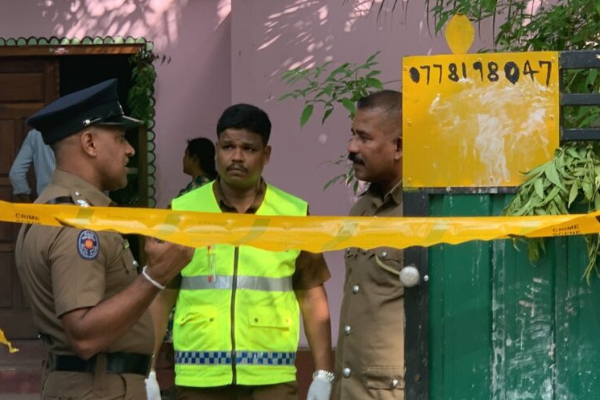 யாழில் பயங்கரம்; சகோதரன் படு கொலை; சகோதரி கூறுவது உண்மையா?