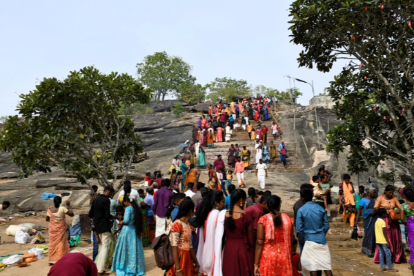 ஆலயத்திற்கு செல்ல விடவில்லை; சிறுவனின் முடிவால் பெற்றோர் அதிர்ச்சி