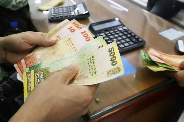 அஸ்வெசும பயனாளர்களுக்கு மகிழ்ச்சி தகவல் ; கொடுப்பனவு தொடர்பில் வெளியான அறிவித்தல்