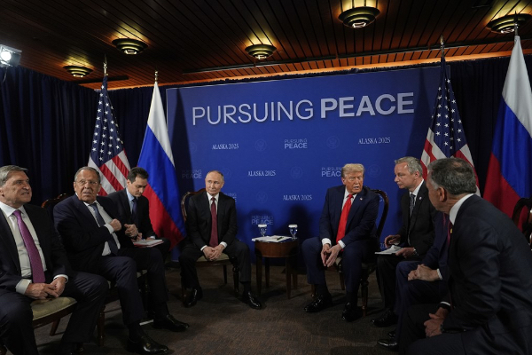 90 நிமிடங்கள் தாண்டி செல்லும் பேச்சுவார்த்தை: வெற்றி பெறுமா டிரம்ப்-புடின் சந்திப்பு?