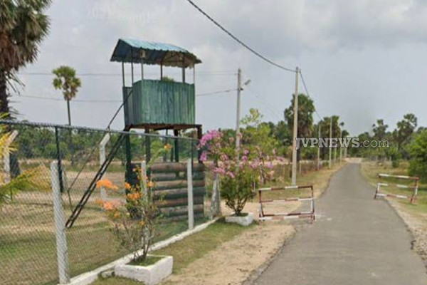 வடக்கு கிழக்கில் உள்ள இராணுவ முகாம்களை வேறு இடத்துக்கு கொண்டு செல்ல நடவடிக்கை