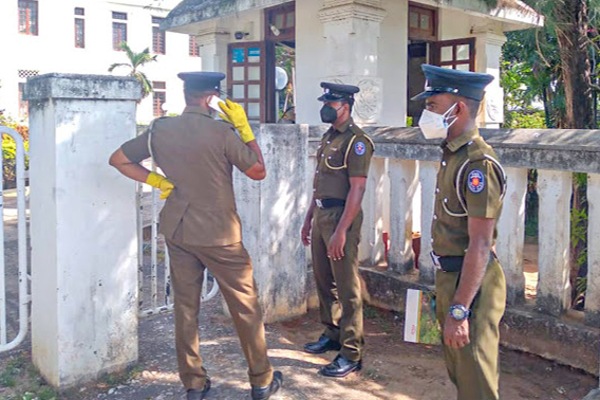 யாழில் அதிரடியாக கைது செய்யப்பட்ட இளைஞர்கள் ; இரகசிய தகவலால் சிக்கிய பொருட்கள்