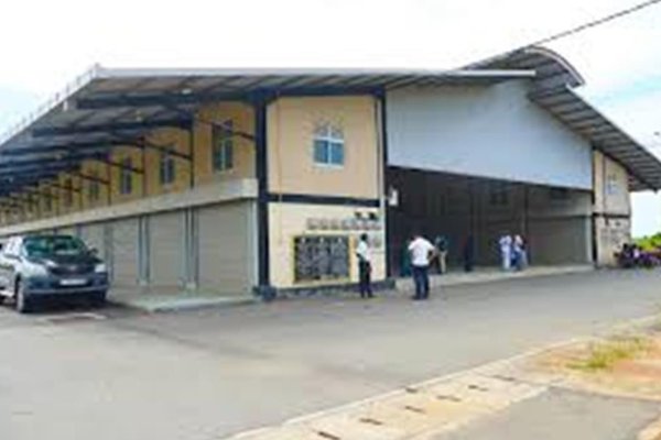 யாழில் மகிந்தவால் திறக்கப்பட்டு மறுநாளே மூடப்பட்ட பொருளாதார மத்திய நிலையம் மீள அங்குரார்ப்பணம்