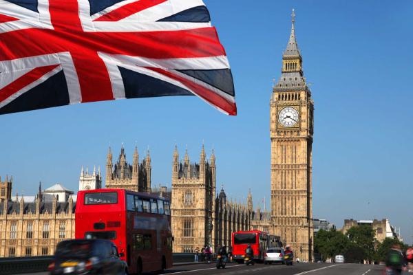 அநாகரீகமான வெளிப்பாடு ; இங்கிலாந்தில் சிக்கலில் இலங்கைத் தமிழர் ஒருவர்!