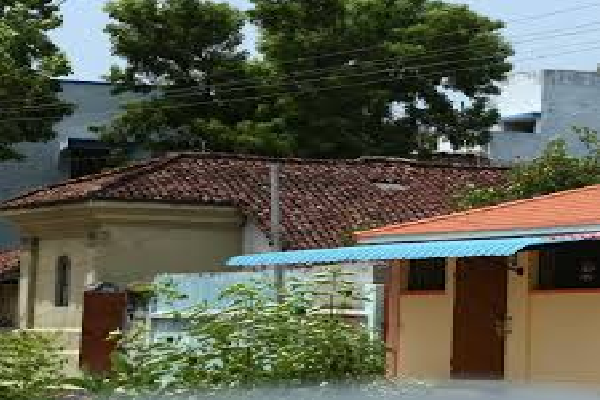 பக்கத்து வீட்டுக்காரருக்காக இப்படியா? பெற்ற மகளுக்கு தந்தை அரங்கேற்றிய கொடூரம் ; அதிர்ச்சி கொடுக்கும் காரணம்