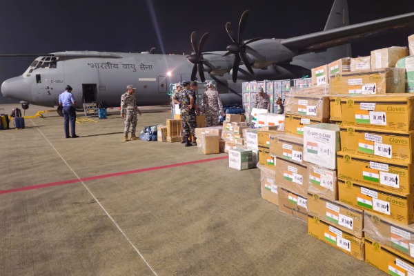 இந்தியாவிடமிருந்து இலங்கைக்கு மேலும் 10 டன் அனர்த்த நிவாரணப் பொருட்கள்