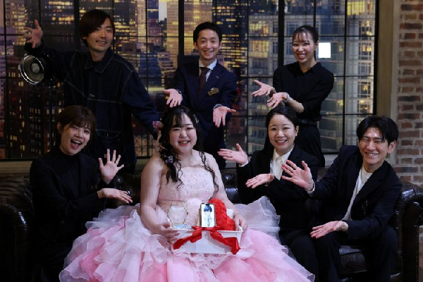 காதலனை கழட்டிவிட்டு AI மணகனுடன் திருமணம்; திகைப்பில் மணமகன்!